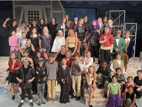 The cast of Descendants, The Musical, gather for a group photo at CSD‘s Black Box Theater stage.