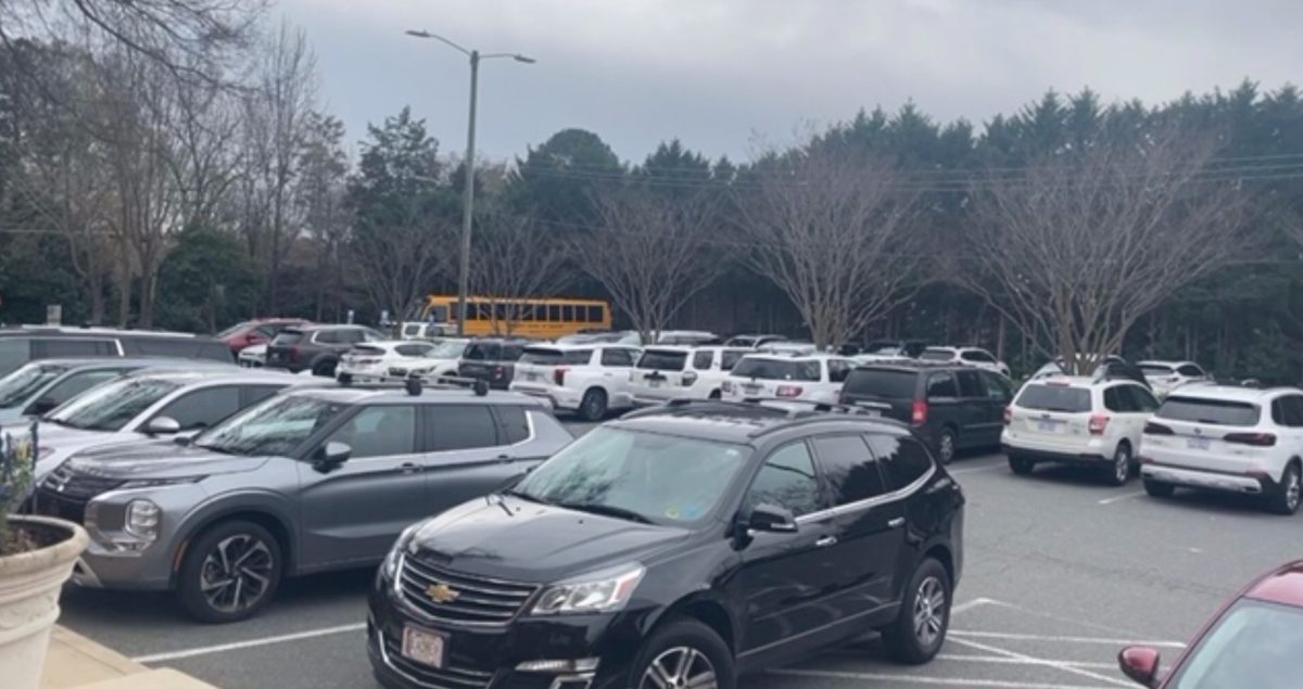 Community School of Davidson (CSD)’s front parking lot is packed full of various vehicles, several of which can often be seen parking without much care for guidelines or other drivers and regard for reserved spaces.
