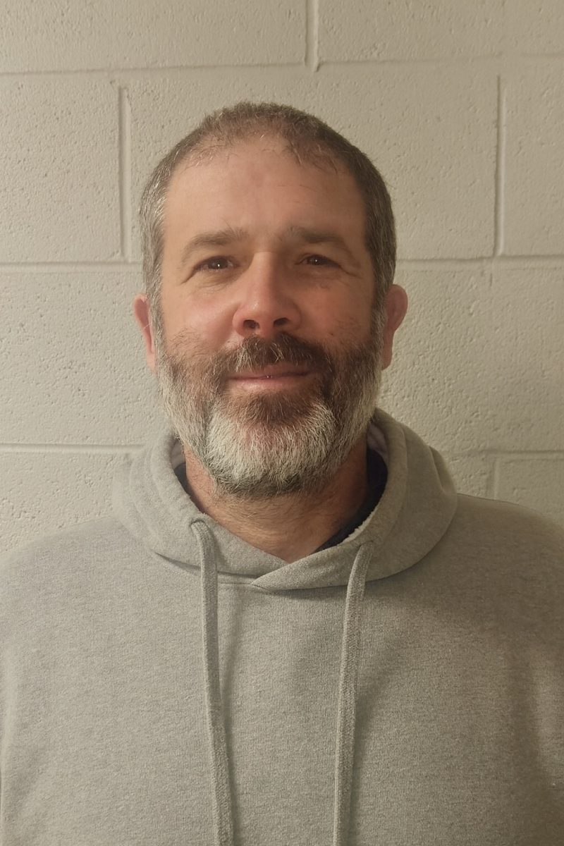 Jeff Hinton is an EC teacher who works individually with students and teachers across many subjects. He also leads the EmpowerED Trades program which gives students the opportunity to get into the community and learn skills, like plumbing, carpentry, HVAC and more. 